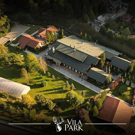 Vila Park Bujtina Hotel Prizren Exterior photo